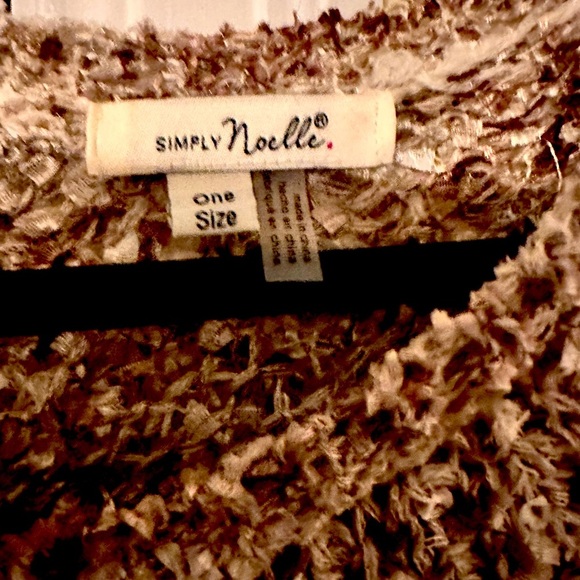 Beautiful Simply Noelle Shaw. So comfy and soft EUC. - Picture 3 of 3